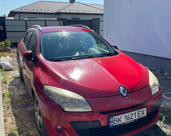 Червоний Рено Меган, об'ємом двигуна 1.46 л та пробігом 260 тис. км за 6300 $, фото 4 на Automoto.ua