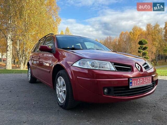 Рено Меган 2009 в Хмельницком на Automoto.ua Красный Рено Меган, объемом двигателя 1.6 л и пробегом 157 тыс. км за 5800 $, фото 9 на Automoto.ua