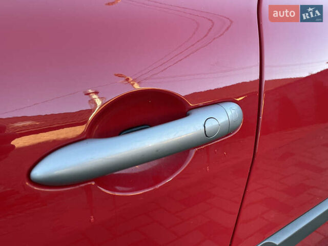 Красный Рено Меган, объемом двигателя 1.6 л и пробегом 222 тыс. км за 5499 $, фото 16 на Automoto.ua