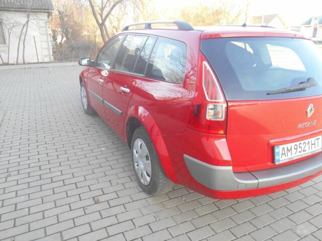 Червоний Рено Меган, об'ємом двигуна 1.6 л та пробігом 220 тис. км за 4500 $, фото 2 на Automoto.ua