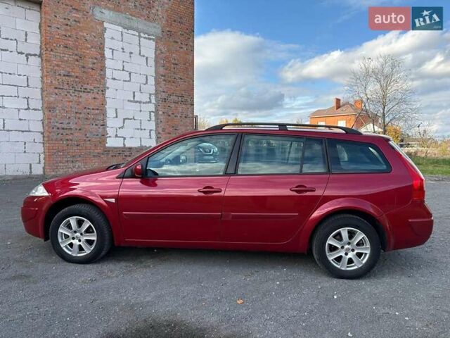 Рено Меган 2009 в Хмельницком на Automoto.ua Красный Рено Меган, объемом двигателя 1.6 л и пробегом 157 тыс. км за 5800 $, фото 14 на Automoto.ua