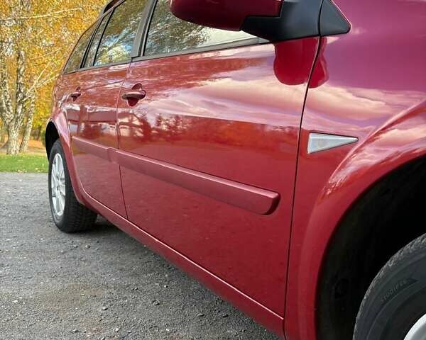 Рено Меган 2009 в Хмельницком на Automoto.ua Красный Рено Меган, объемом двигателя 1.6 л и пробегом 157 тыс. км за 5800 $, фото 18 на Automoto.ua