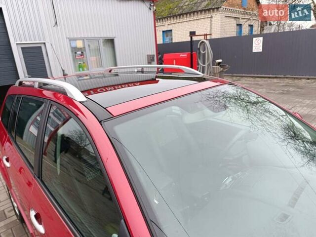 Красный Рено Меган, объемом двигателя 1.6 л и пробегом 161 тыс. км за 6499 $, фото 24 на Automoto.ua