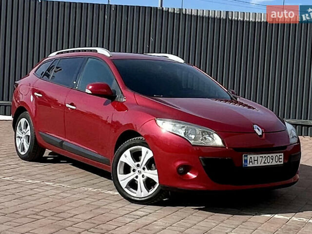 Червоний Рено Меган, об'ємом двигуна 1.46 л та пробігом 265 тис. км за 6300 $, фото 11 на Automoto.ua
