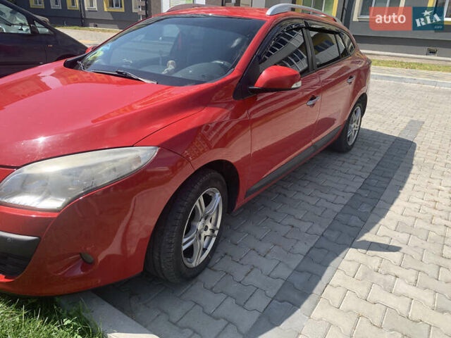Червоний Рено Меган, об'ємом двигуна 1.46 л та пробігом 267 тис. км за 6381 $, фото 1 на Automoto.ua