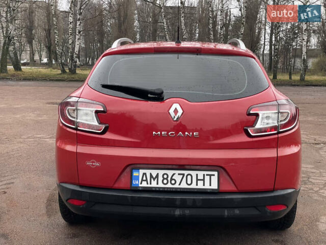 Красный Рено Меган, объемом двигателя 1.6 л и пробегом 208 тыс. км за 6299 $, фото 7 на Automoto.ua