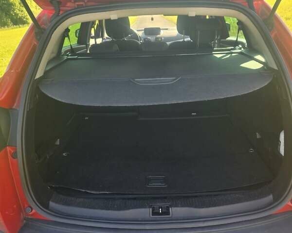 Красный Рено Меган, объемом двигателя 2 л и пробегом 189 тыс. км за 2354 $, фото 16 на Automoto.ua