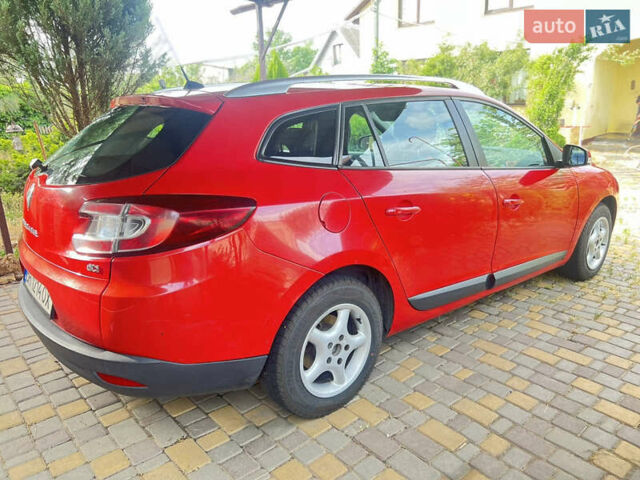 Красный Рено Меган, объемом двигателя 1.46 л и пробегом 300 тыс. км за 6200 $, фото 8 на Automoto.ua