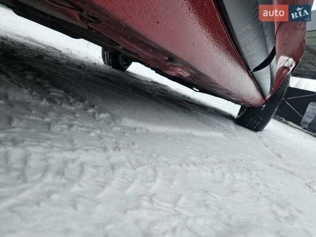 Красный Рено Меган, объемом двигателя 1.6 л и пробегом 180 тыс. км за 7050 $, фото 27 на Automoto.ua