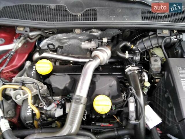 Рено Меган 2010 у Стрые на Automoto.ua Червоний Рено Меган, об'ємом двигуна 1.46 л та пробігом 260 тис. км за 6800 $, фото 56 на Automoto.ua