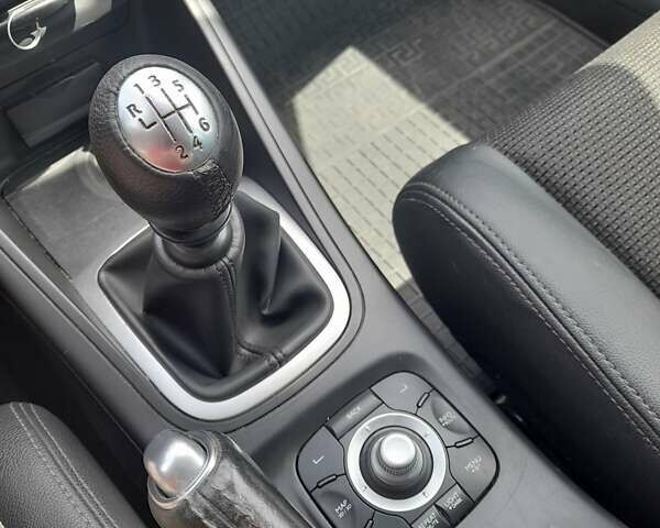 Красный Рено Меган, объемом двигателя 1.87 л и пробегом 232 тыс. км за 6800 $, фото 7 на Automoto.ua