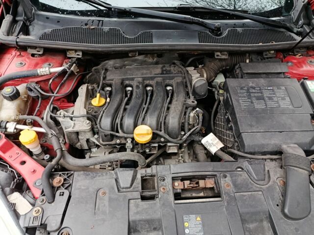 Червоний Рено Меган, об'ємом двигуна 1.6 л та пробігом 208 тис. км за 6300 $, фото 6 на Automoto.ua