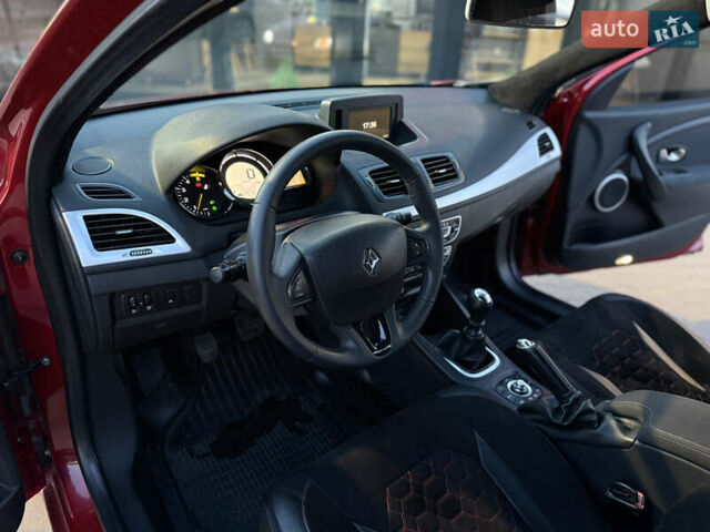 Червоний Рено Меган, об'ємом двигуна 1.46 л та пробігом 240 тис. км за 6800 $, фото 13 на Automoto.ua