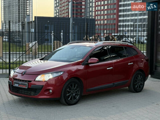 Червоний Рено Меган, об'ємом двигуна 1.46 л та пробігом 240 тис. км за 6800 $, фото 6 на Automoto.ua