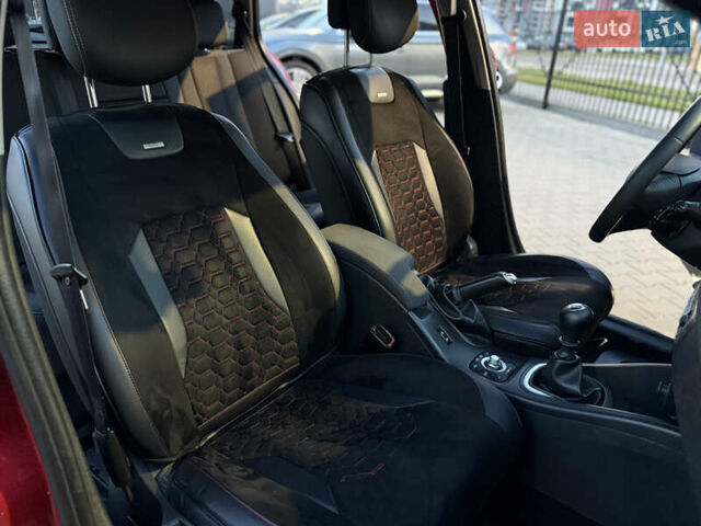 Красный Рено Меган, объемом двигателя 1.46 л и пробегом 240 тыс. км за 6300 $, фото 19 на Automoto.ua