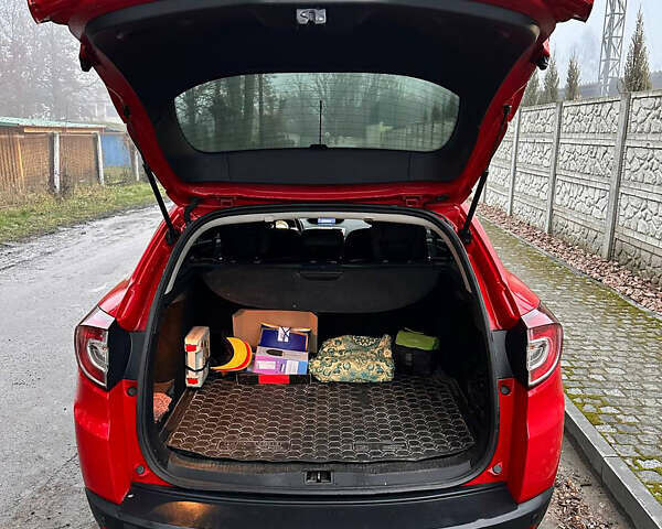 Красный Рено Меган, объемом двигателя 1.46 л и пробегом 264 тыс. км за 6000 $, фото 17 на Automoto.ua