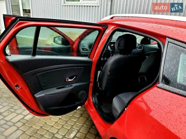 Червоний Рено Меган, об'ємом двигуна 1.46 л та пробігом 255 тис. км за 5950 $, фото 4 на Automoto.ua