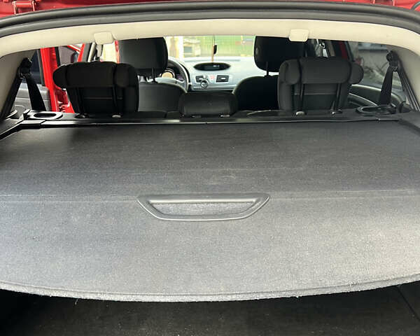 Красный Рено Меган, объемом двигателя 1.46 л и пробегом 210 тыс. км за 7450 $, фото 19 на Automoto.ua