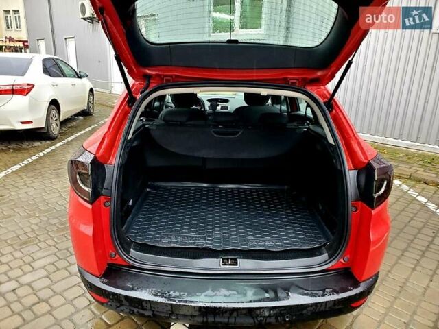 Червоний Рено Меган, об'ємом двигуна 1.46 л та пробігом 255 тис. км за 5950 $, фото 9 на Automoto.ua
