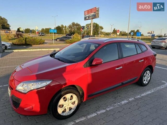 Червоний Рено Меган, об'ємом двигуна 1.46 л та пробігом 162 тис. км за 7400 $, фото 1 на Automoto.ua