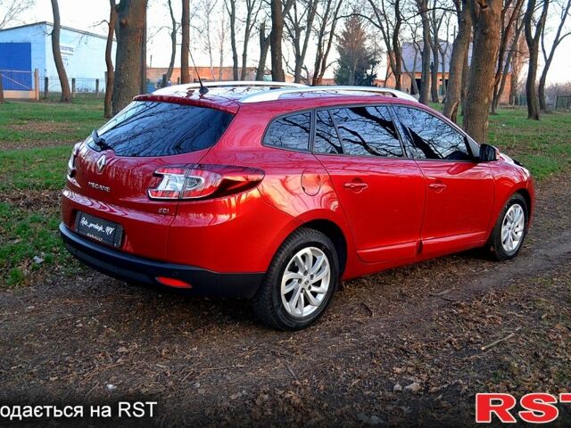 Червоний Рено Меган, об'ємом двигуна 1.5 л та пробігом 196 тис. км за 7799 $, фото 3 на Automoto.ua