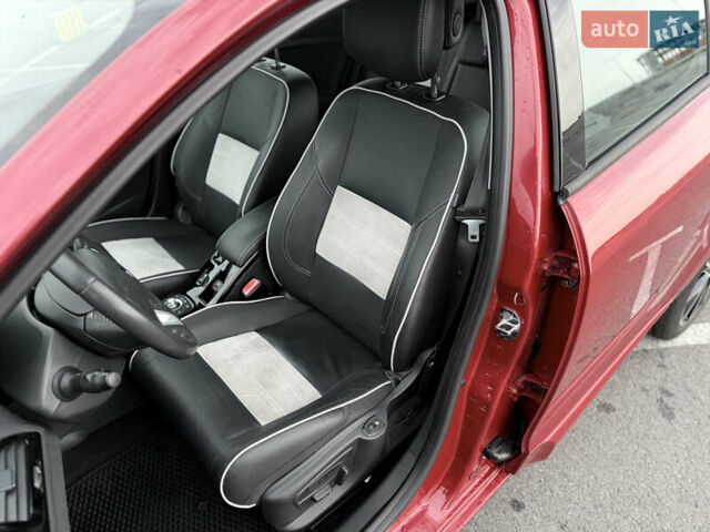 Червоний Рено Меган, об'ємом двигуна 1.5 л та пробігом 197 тис. км за 9200 $, фото 15 на Automoto.ua