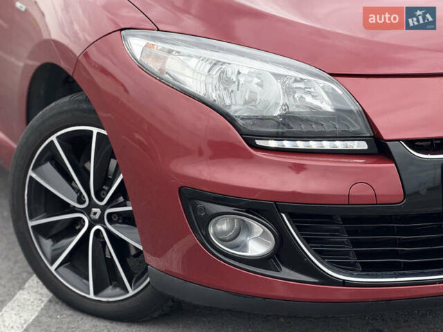 Червоний Рено Меган, об'ємом двигуна 1.5 л та пробігом 197 тис. км за 9200 $, фото 12 на Automoto.ua