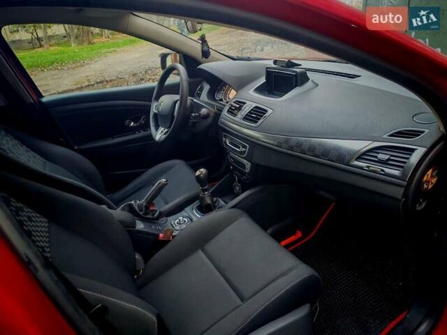 Красный Рено Меган, объемом двигателя 1.5 л и пробегом 244 тыс. км за 7199 $, фото 21 на Automoto.ua