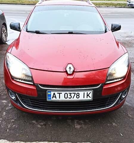 Красный Рено Меган, объемом двигателя 1.5 л и пробегом 239 тыс. км за 8700 $, фото 1 на Automoto.ua