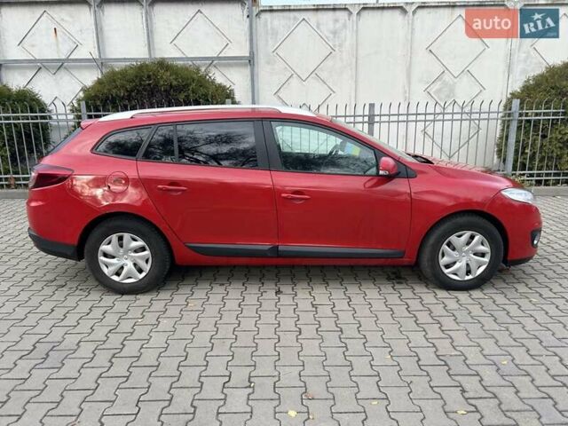 Красный Рено Меган, объемом двигателя 1.46 л и пробегом 224 тыс. км за 7000 $, фото 20 на Automoto.ua