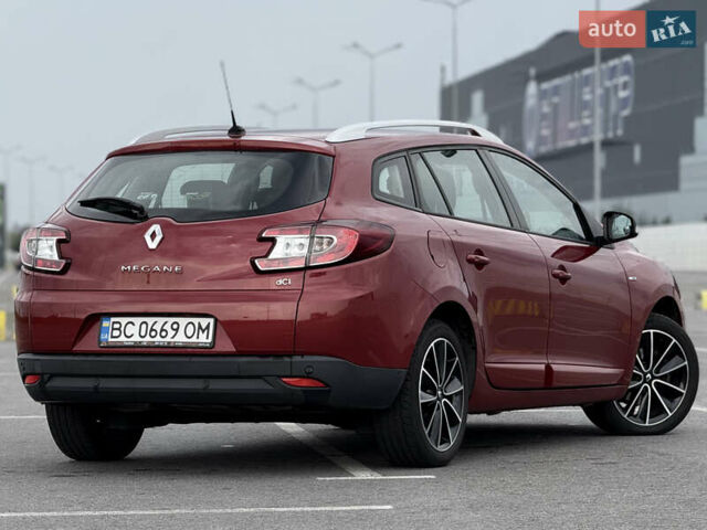 Червоний Рено Меган, об'ємом двигуна 1.5 л та пробігом 197 тис. км за 9200 $, фото 11 на Automoto.ua
