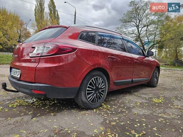 Красный Рено Меган, объемом двигателя 1.5 л и пробегом 295 тыс. км за 6500 $, фото 10 на Automoto.ua