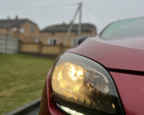 Красный Рено Меган, объемом двигателя 1.46 л и пробегом 220 тыс. км за 6350 $, фото 6 на Automoto.ua