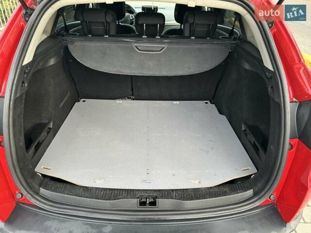 Красный Рено Меган, объемом двигателя 1.46 л и пробегом 224 тыс. км за 7000 $, фото 6 на Automoto.ua