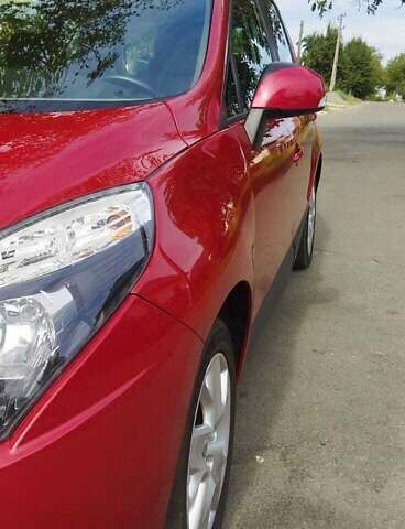 Червоний Рено Меган, об'ємом двигуна 1.6 л та пробігом 120 тис. км за 8300 $, фото 9 на Automoto.ua