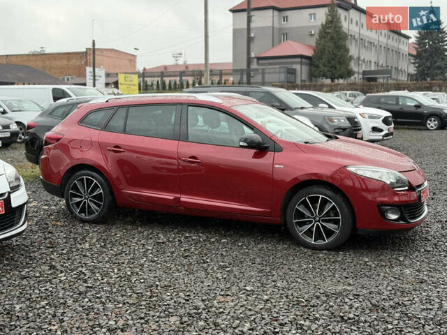 Красный Рено Меган, объемом двигателя 1.5 л и пробегом 219 тыс. км за 8900 $, фото 2 на Automoto.ua