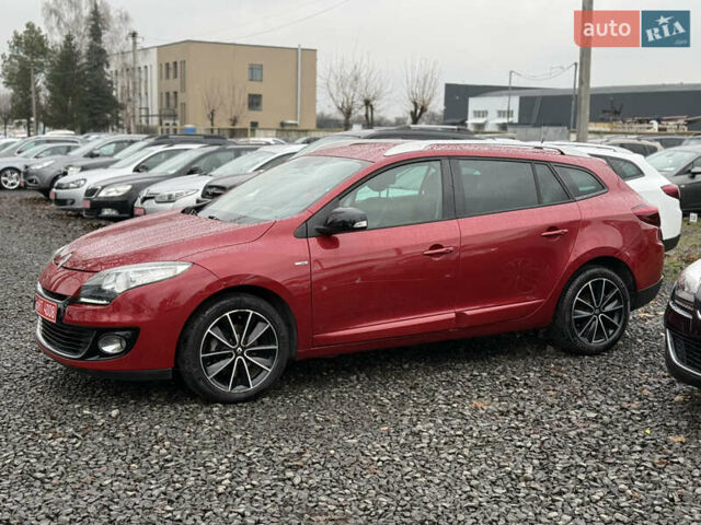 Красный Рено Меган, объемом двигателя 1.5 л и пробегом 219 тыс. км за 8900 $, фото 5 на Automoto.ua