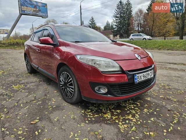Красный Рено Меган, объемом двигателя 1.5 л и пробегом 295 тыс. км за 6500 $, фото 2 на Automoto.ua