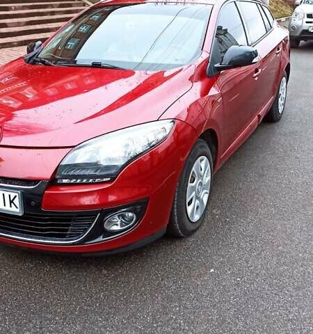 Красный Рено Меган, объемом двигателя 1.5 л и пробегом 239 тыс. км за 8700 $, фото 5 на Automoto.ua