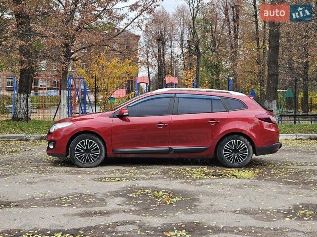 Красный Рено Меган, объемом двигателя 1.5 л и пробегом 295 тыс. км за 6500 $, фото 7 на Automoto.ua