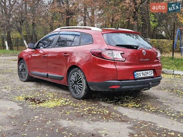 Красный Рено Меган, объемом двигателя 1.5 л и пробегом 295 тыс. км за 6500 $, фото 12 на Automoto.ua
