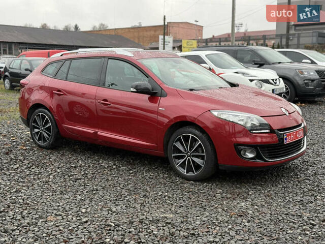 Красный Рено Меган, объемом двигателя 1.5 л и пробегом 219 тыс. км за 8900 $, фото 6 на Automoto.ua
