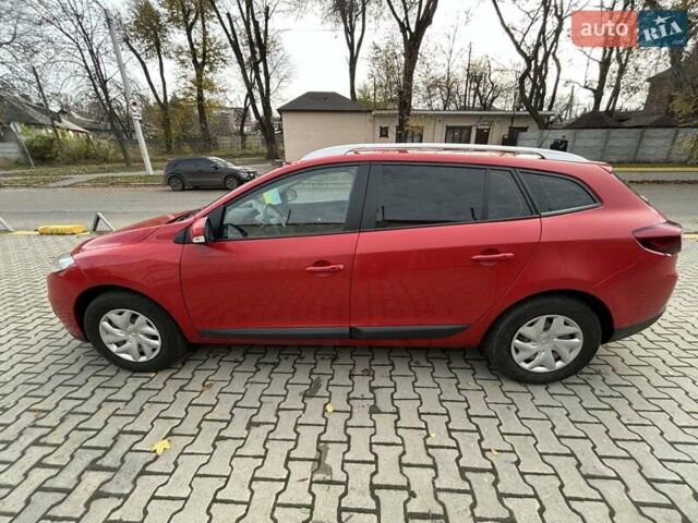 Красный Рено Меган, объемом двигателя 1.46 л и пробегом 224 тыс. км за 7000 $, фото 7 на Automoto.ua