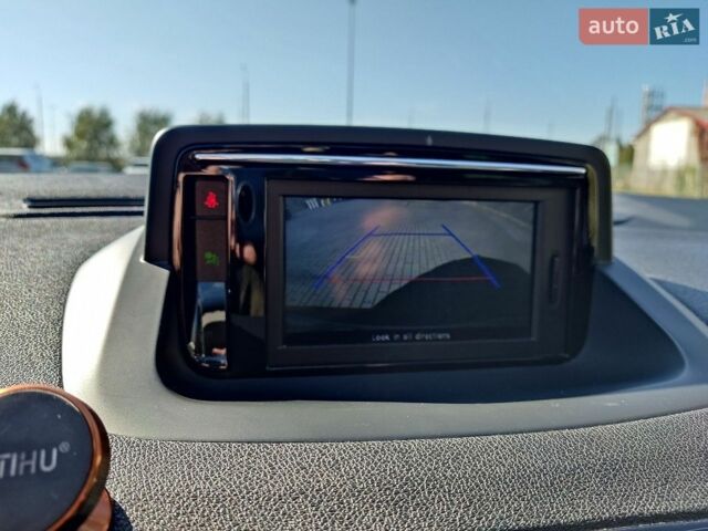 Червоний Рено Меган, об'ємом двигуна 1.5 л та пробігом 220 тис. км за 7400 $, фото 8 на Automoto.ua