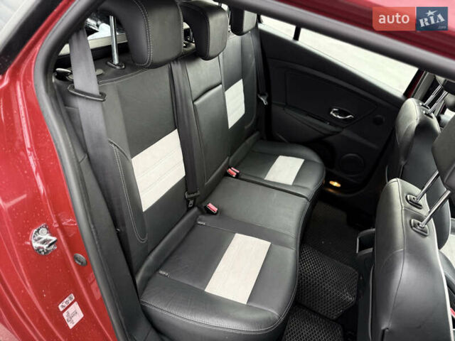 Червоний Рено Меган, об'ємом двигуна 1.5 л та пробігом 197 тис. км за 9200 $, фото 21 на Automoto.ua
