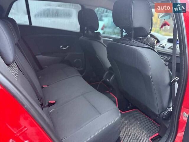 Червоний Рено Меган, об'ємом двигуна 1.46 л та пробігом 197 тис. км за 7500 $, фото 6 на Automoto.ua