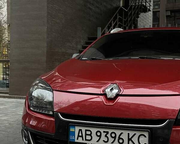 Красный Рено Меган, объемом двигателя 1.5 л и пробегом 257 тыс. км за 8500 $, фото 2 на Automoto.ua