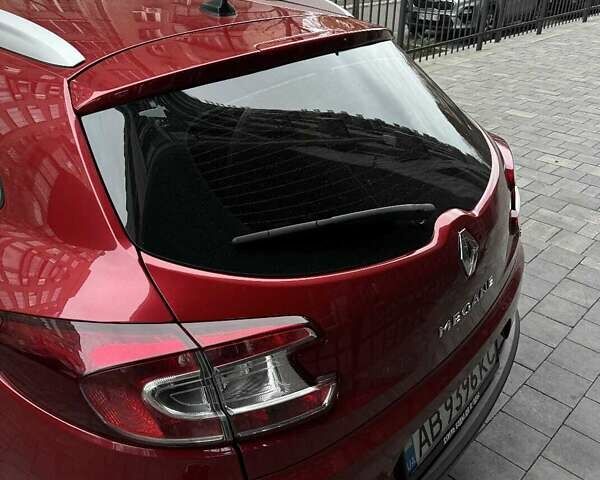Красный Рено Меган, объемом двигателя 1.5 л и пробегом 257 тыс. км за 8500 $, фото 8 на Automoto.ua