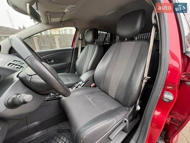 Червоний Рено Меган, об'ємом двигуна 1.46 л та пробігом 248 тис. км за 8350 $, фото 17 на Automoto.ua