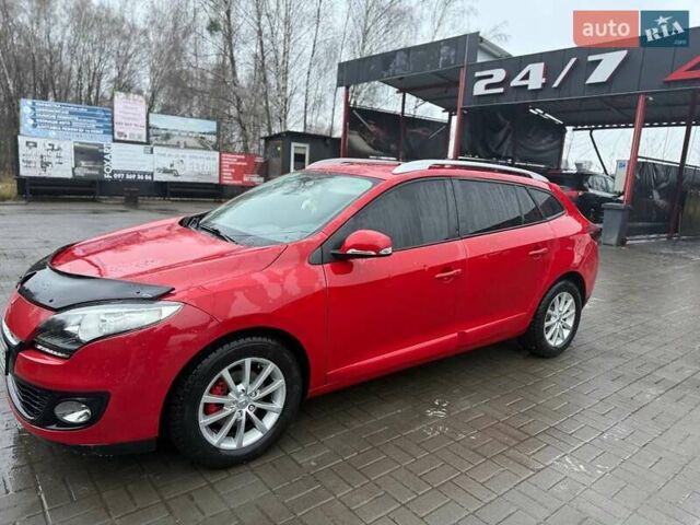 Червоний Рено Меган, об'ємом двигуна 1.46 л та пробігом 197 тис. км за 7500 $, фото 1 на Automoto.ua